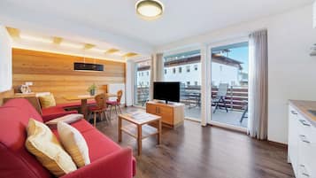 Fernseher, Tischtennisplatte