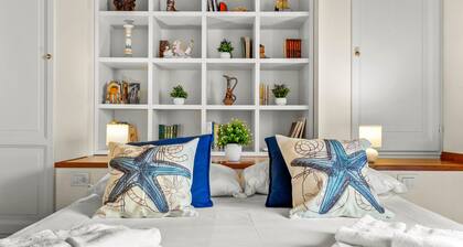 Holiday Home "Sweet Dream House" with Private Terrace & Wi-Fi