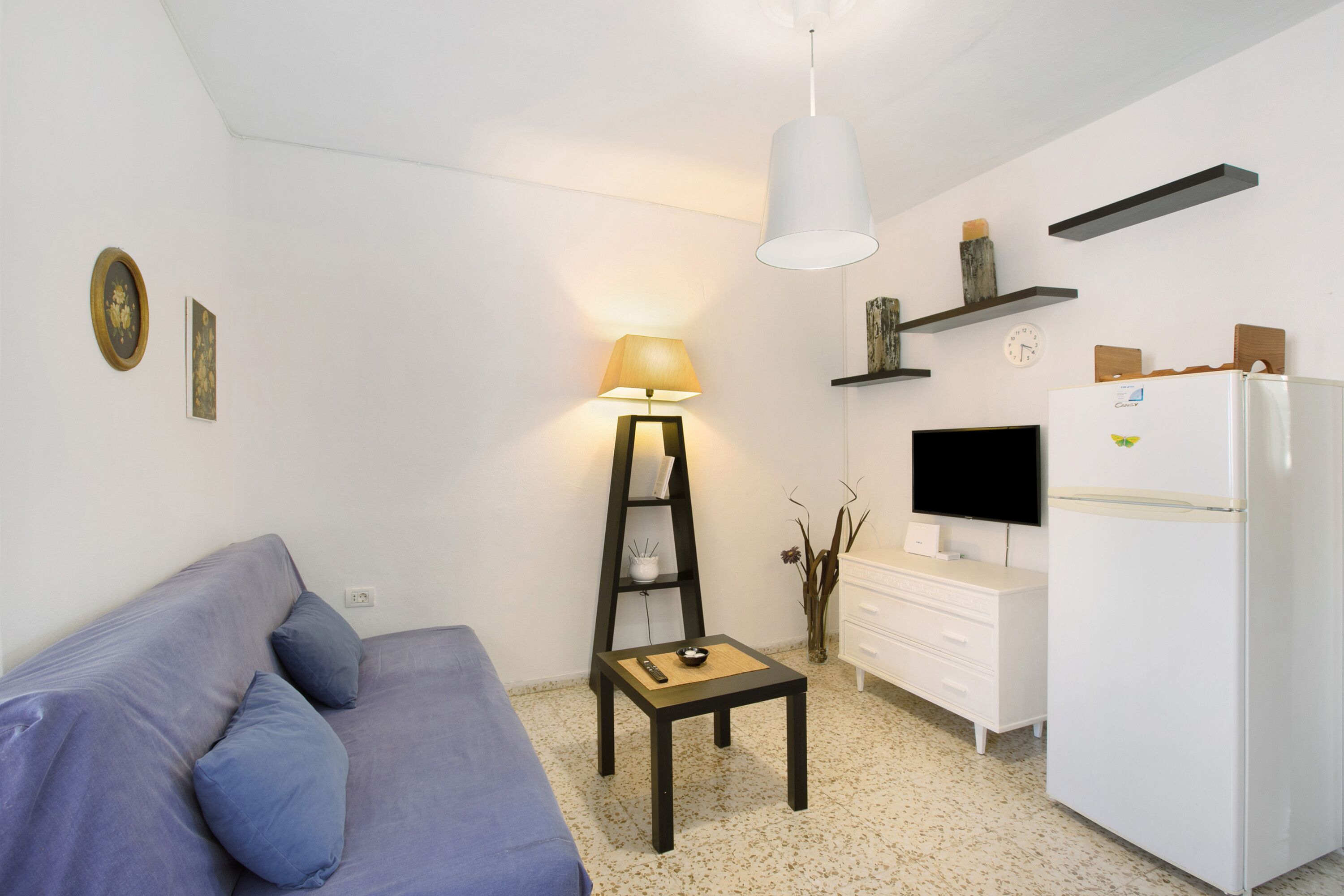 Vacation Home "El Drago 3" with Sea View, Private Terrace & Wi-Fi