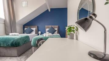 4 bedrooms, iron/ironing board, free WiFi, bed sheets