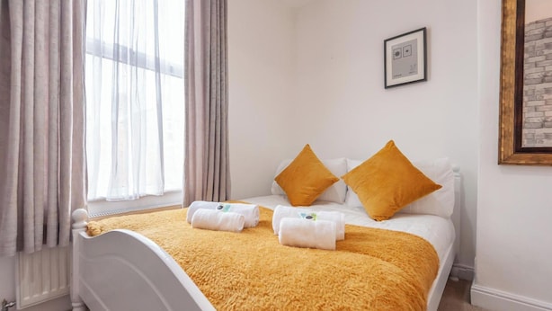 Casa | 4 dormitorios, tabla de planchar con plancha, wifi gratis y ropa de cama