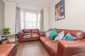 House | Living area | TV