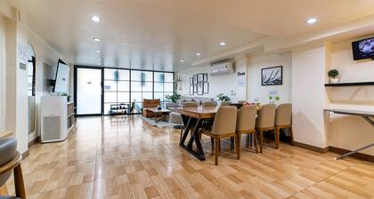 Bangkok Watergate Townhouse