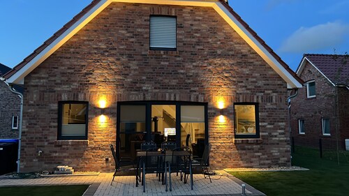 Neues Friesenhaus in Hilgenriedersiel!