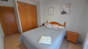 2 bedrooms, iron/ironing board, free WiFi - Apartment in Canet de Berenguer The Lighthouse of Canet (CANET DE BERENGUER)
