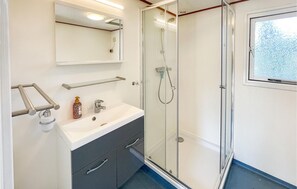 Shower - Stunning (sta)caravan in Putten (Putten)