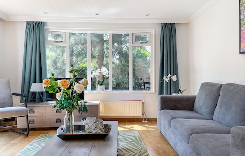 Stunning (sta)caravan in Putten
