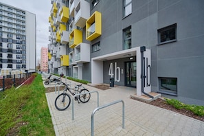 Pintu masuk properti