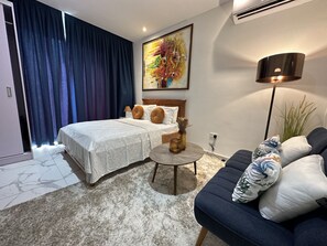 1 bedroom, WiFi, bed sheets - Cozy Studio Apartment in Cantonments, Accra (Accra)