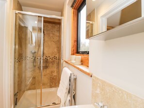 Een douche, een haardroger