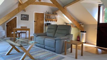 Cottage | Living area
