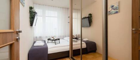 1 chambre, fer et planche à repasser, Wi-Fi, draps fournis