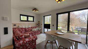 TV connectée, livres, chaßne hi-fi