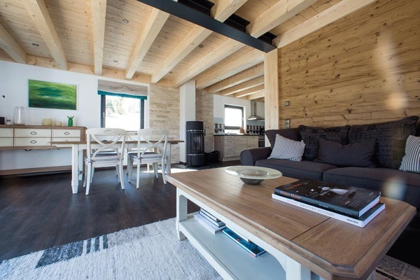 TV, lareira, aparelho de som