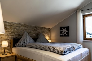 4 habitaciones y wifi gratis