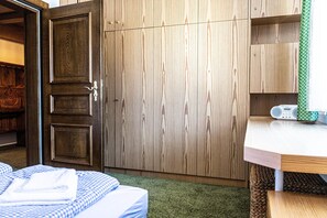 1 makuuhuone, työpöytä, ilmainen Wi-Fi