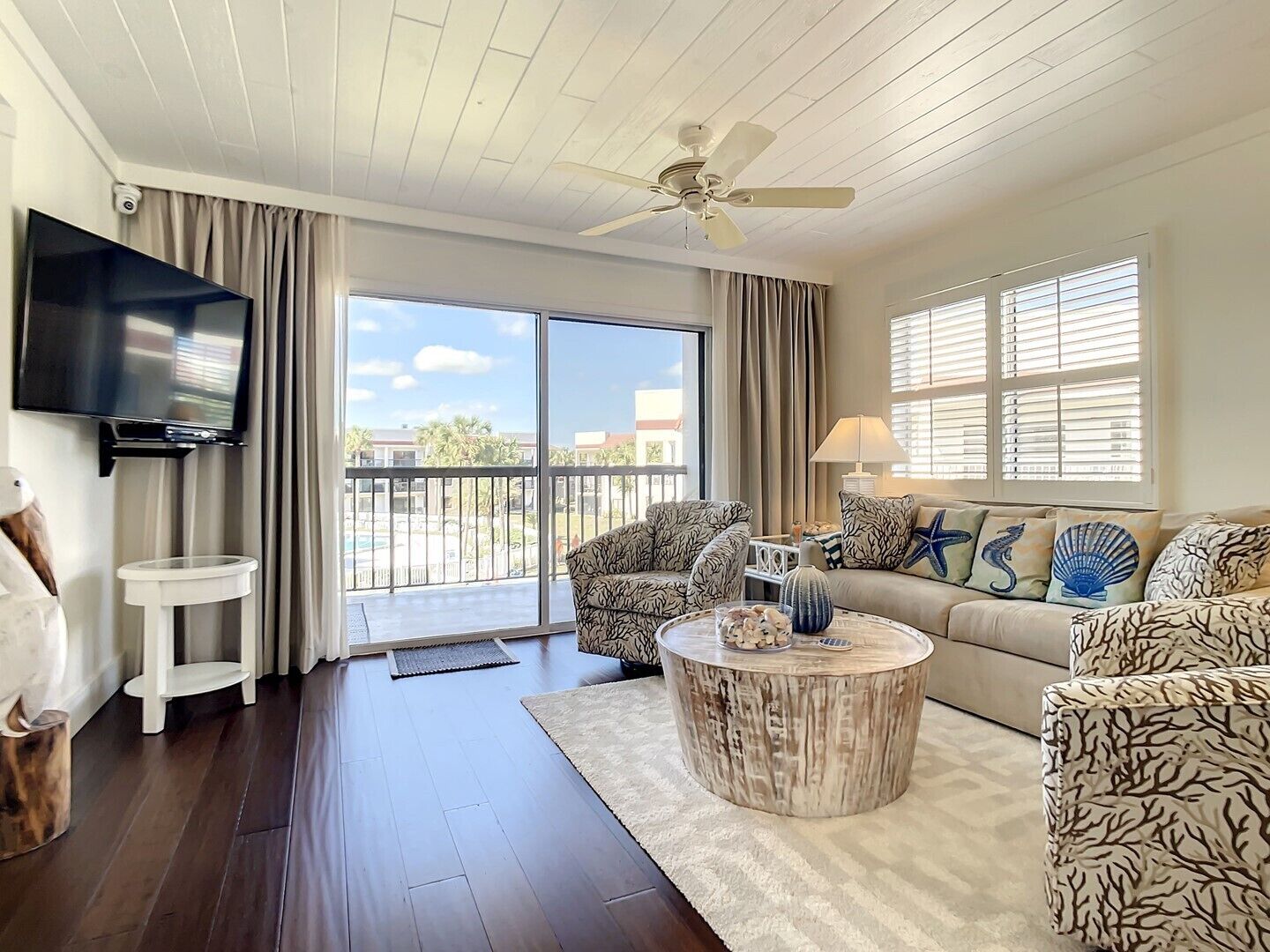 TV, DVD player, books