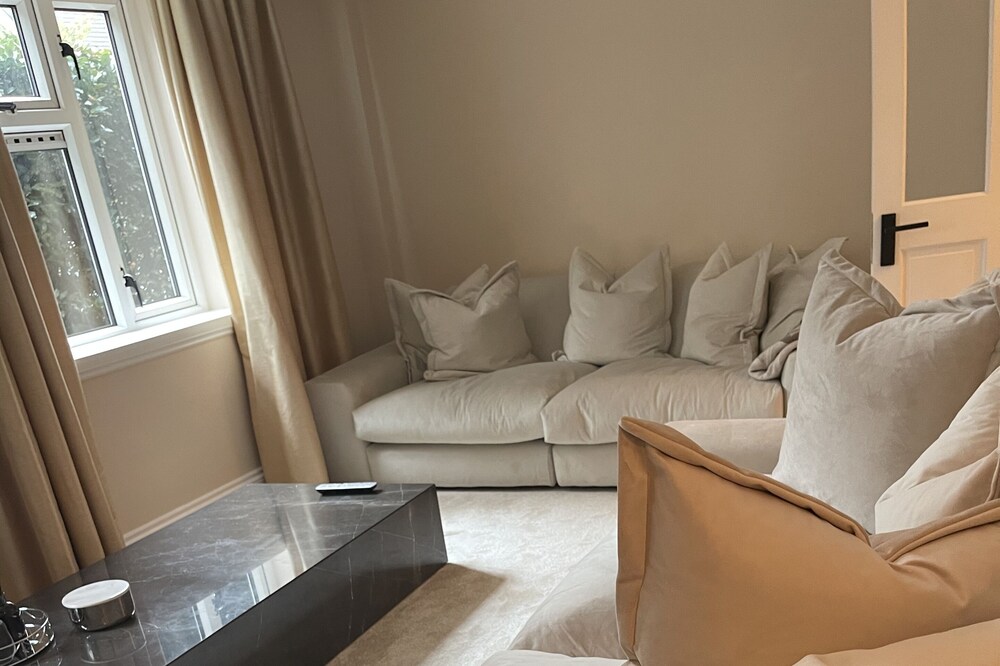 Brand new three bedroom maisonette