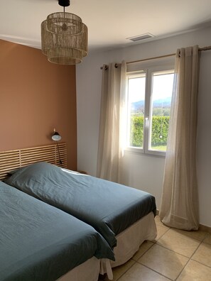 3 bedrooms, WiFi, bed sheets - La Mazanee (Mazan)