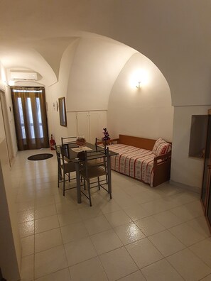 Interior - Vacation Home (Martina Franca)