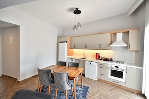 Familien-Suite | Eigene Küche | Gewürze