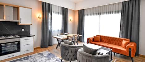 Deluxe Apartment | Living area