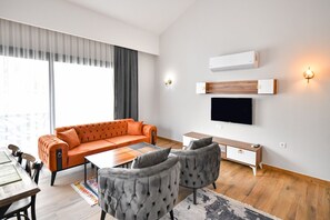 Deluxe-Apartment | Zimmersafe, Bügeleisen/Bügelbrett, kostenloses WLAN, Bettwäsche