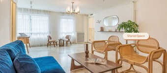 Granada Suites by Olala Homes