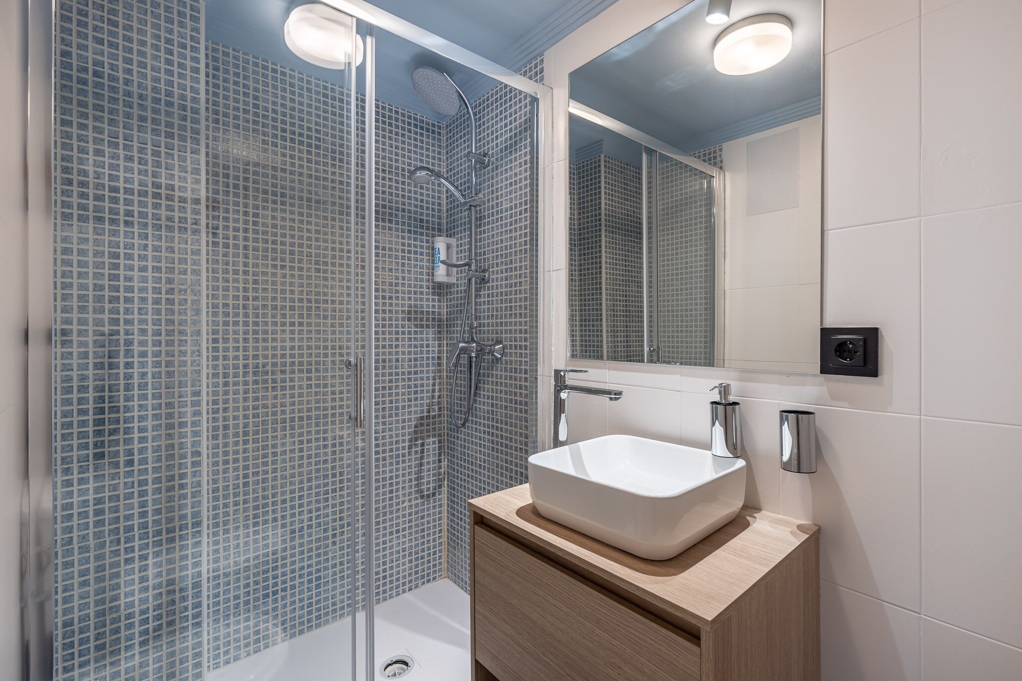 Olala Granada Suites