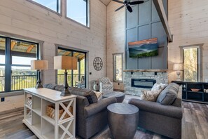 تلفزيون، مدفأة