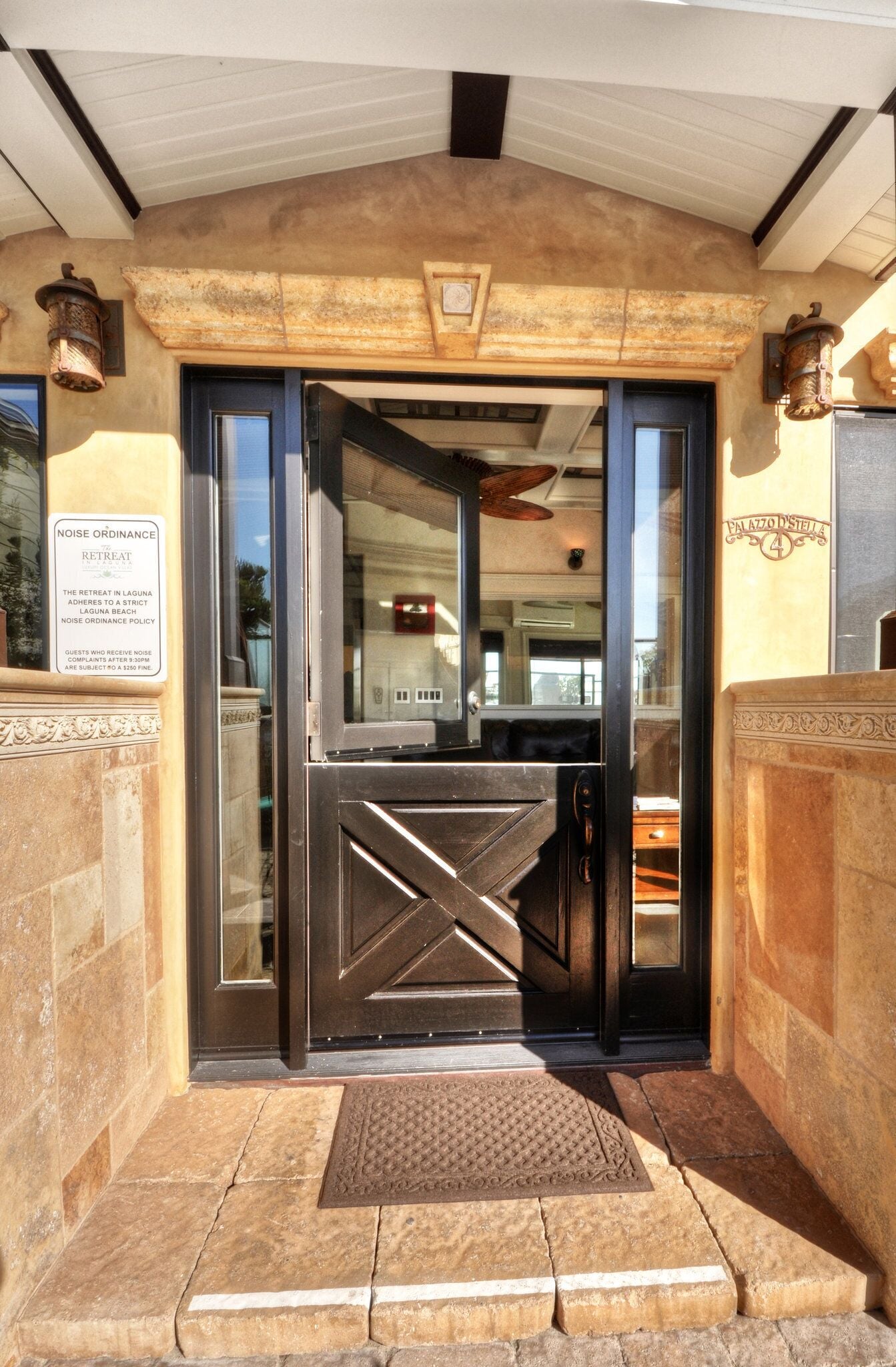 Deluxe Villa, 1 Queen Bed with Sofa bed, Balcony, Partial Ocean View | 1 bedroom, laptop workspace, iron/ironing board, free WiFi