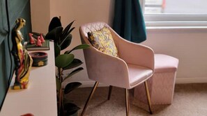 Interior - NEW Quirky 2-5Bed by Beach +FerryDeal FlamingoTide (Shanklin)