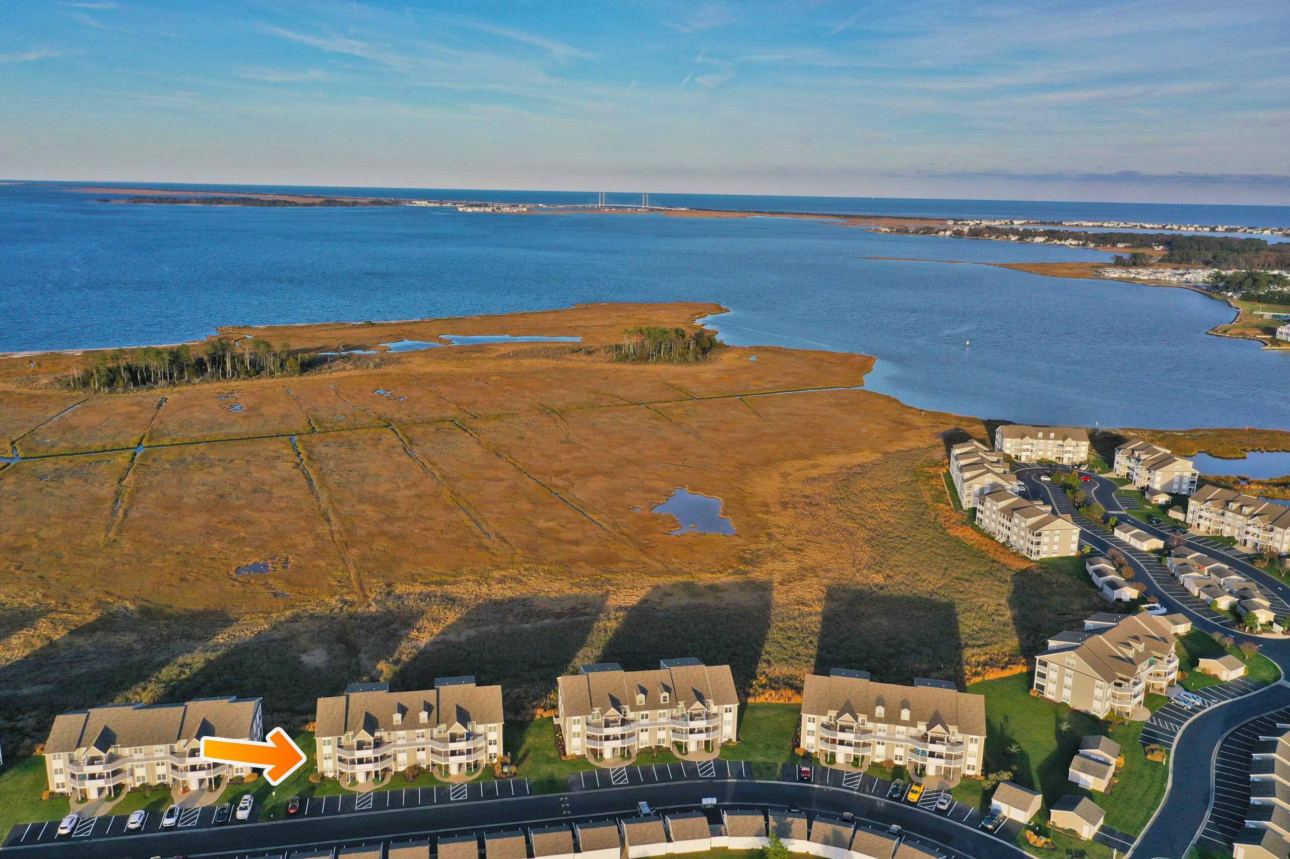 Excellent 2 Bedroom Condo in Bethany Bay community! WIFI, Pool, Beach, Golfing, and more!