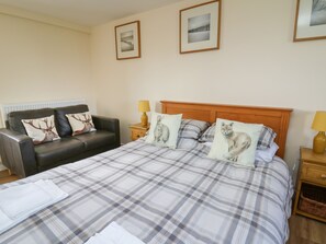 2 bedrooms, individually decorated, individually furnished, free WiFi - Brynteg Cottage (Llanfyrnach)