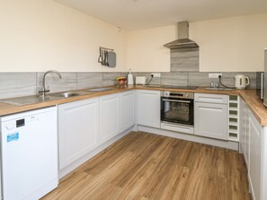 Oppvaskmaskin og kjøkkenutstyr