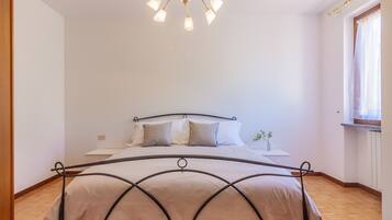 3 chambres, Wi-Fi gratuit, draps fournis