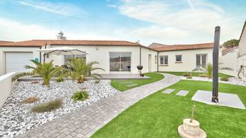 Enceinte de lâhĂ©bergement