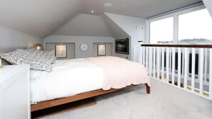 Maison, Plusieurs lits | 5 chambres, fer et planche à repasser, accès au Wi-Fi (inclus)