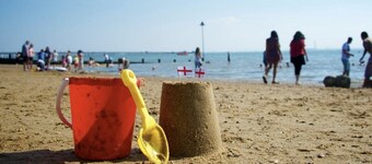 Lovely 2bed Apartment in Westcliff-on-sea!