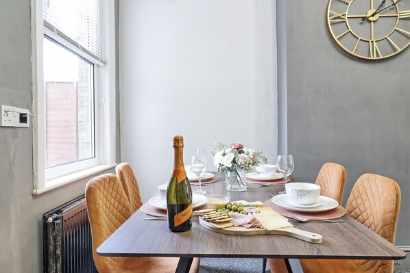 House | Tempat makan