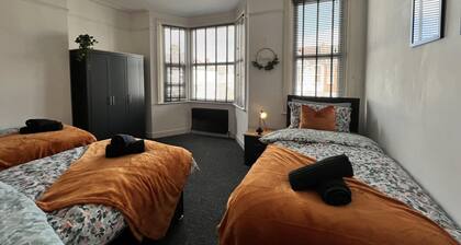 Captivating 2bed House in Southend Pet Friendly!