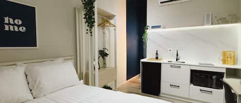 Standaard studio | Luxe beddengoed, verduisterende gordijnen, gratis babybedden, reisbedje