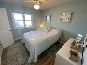 3 makuuhuonetta, silitysrauta/-lauta, Wi-Fi