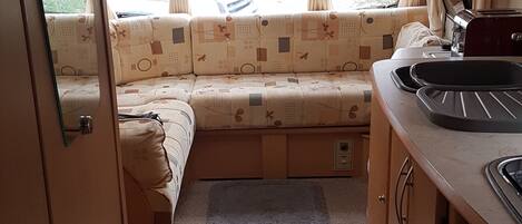 Chalet, 1 grand lit et 1 canapé-lit | Cuisine privée