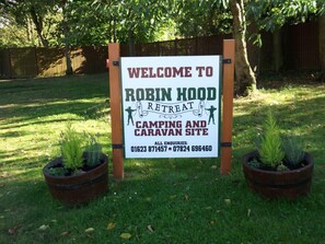 Stuga - 1 queensize-säng med bäddsoffa | Boendeområde