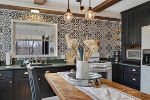 Fridge, microwave, oven, stovetop - Summer Promo! | Dog Friendly | 2.5 miles to Downtown EJ| 7 miles to BC (East Jordan)