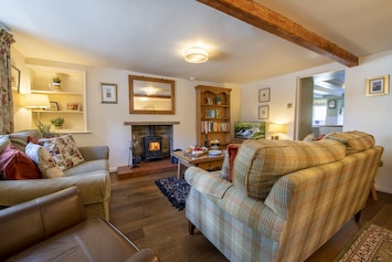 Burn Cottage, Askrigg: A traditional dales cottage deep in the heart of the Yorkshire Dales National Park