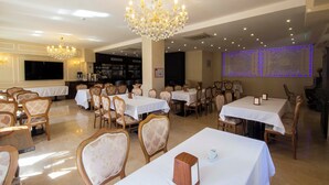 Dagelijks ontbijtbuffet inbegrepen