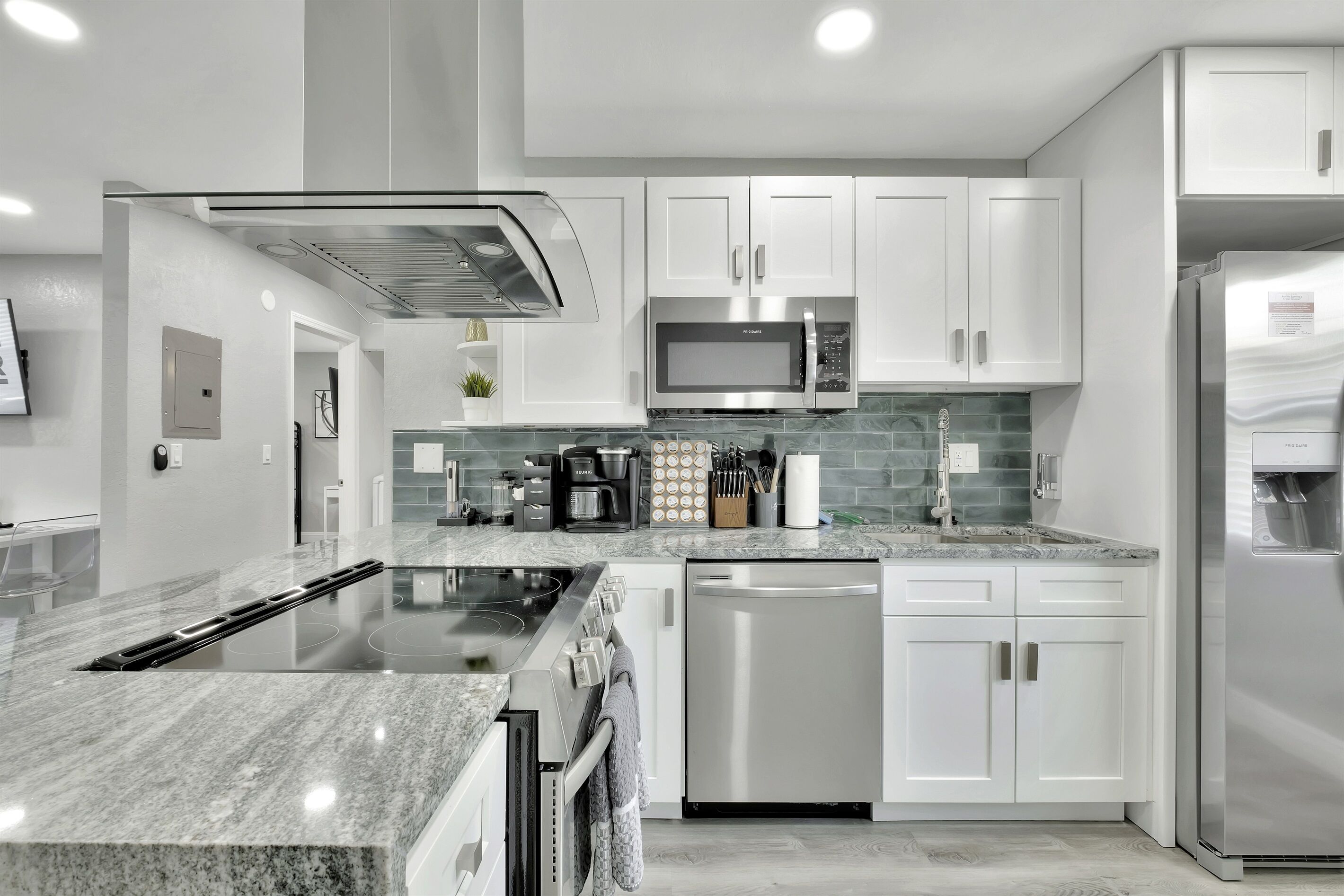 Excellent & Fully Renovated Apartment South Tampa