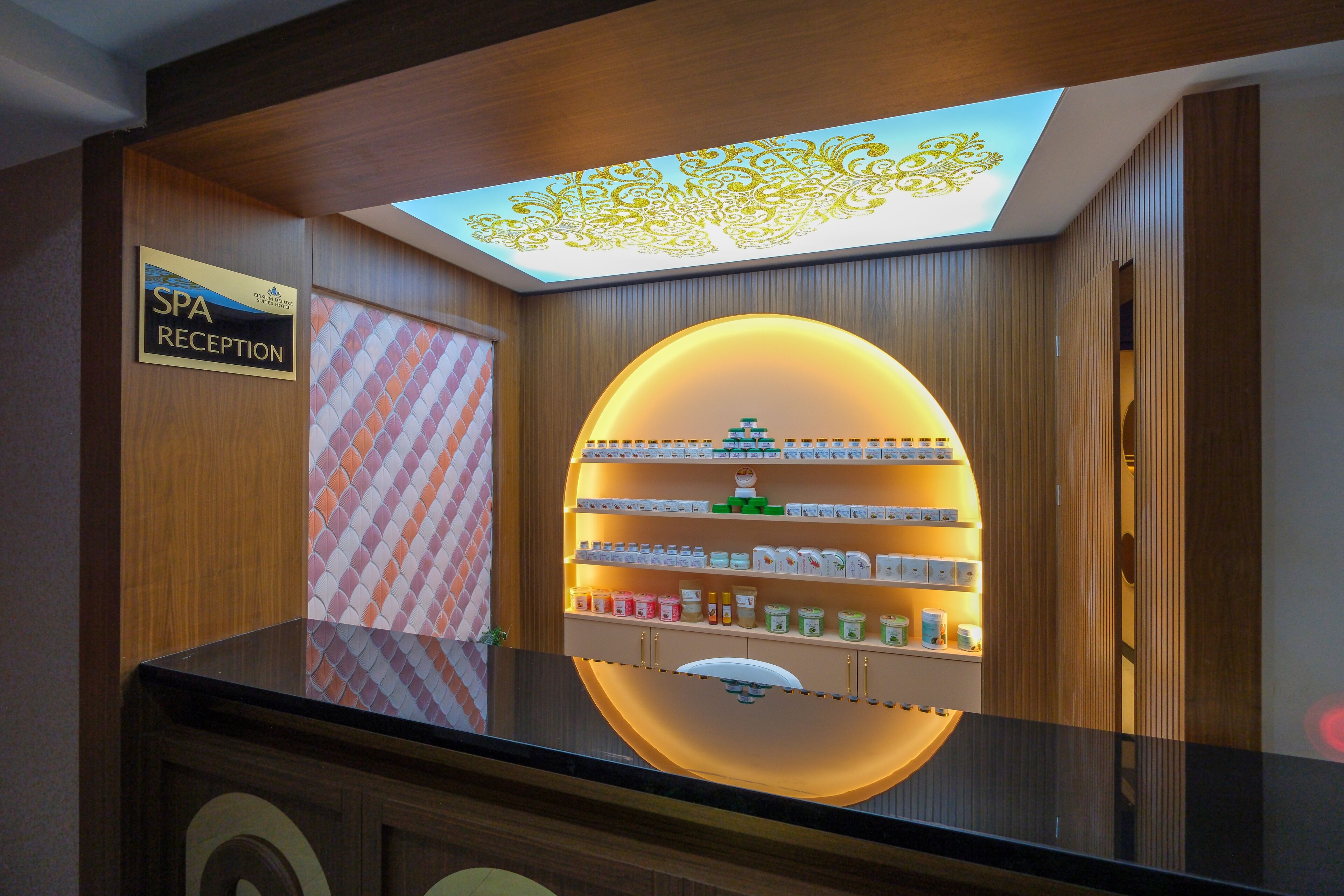 sauna, hot tub, hot stone massages, deep-tissue massages